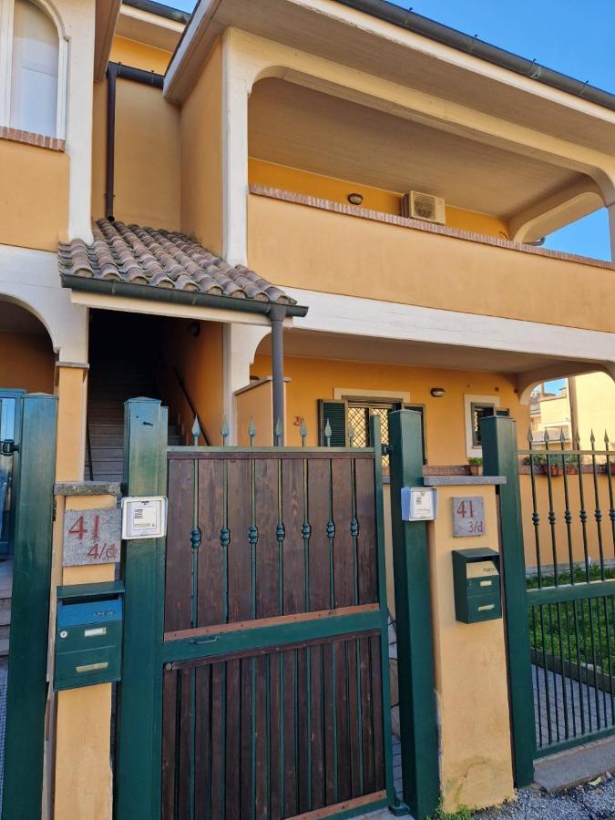 Casa Elsa Lägenhet Palidoro Exteriör bild